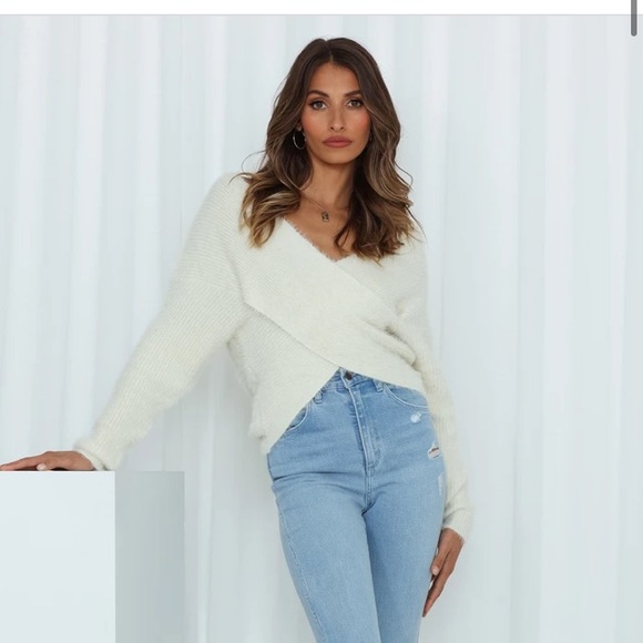 Hello Molly Sweaters - Sweater